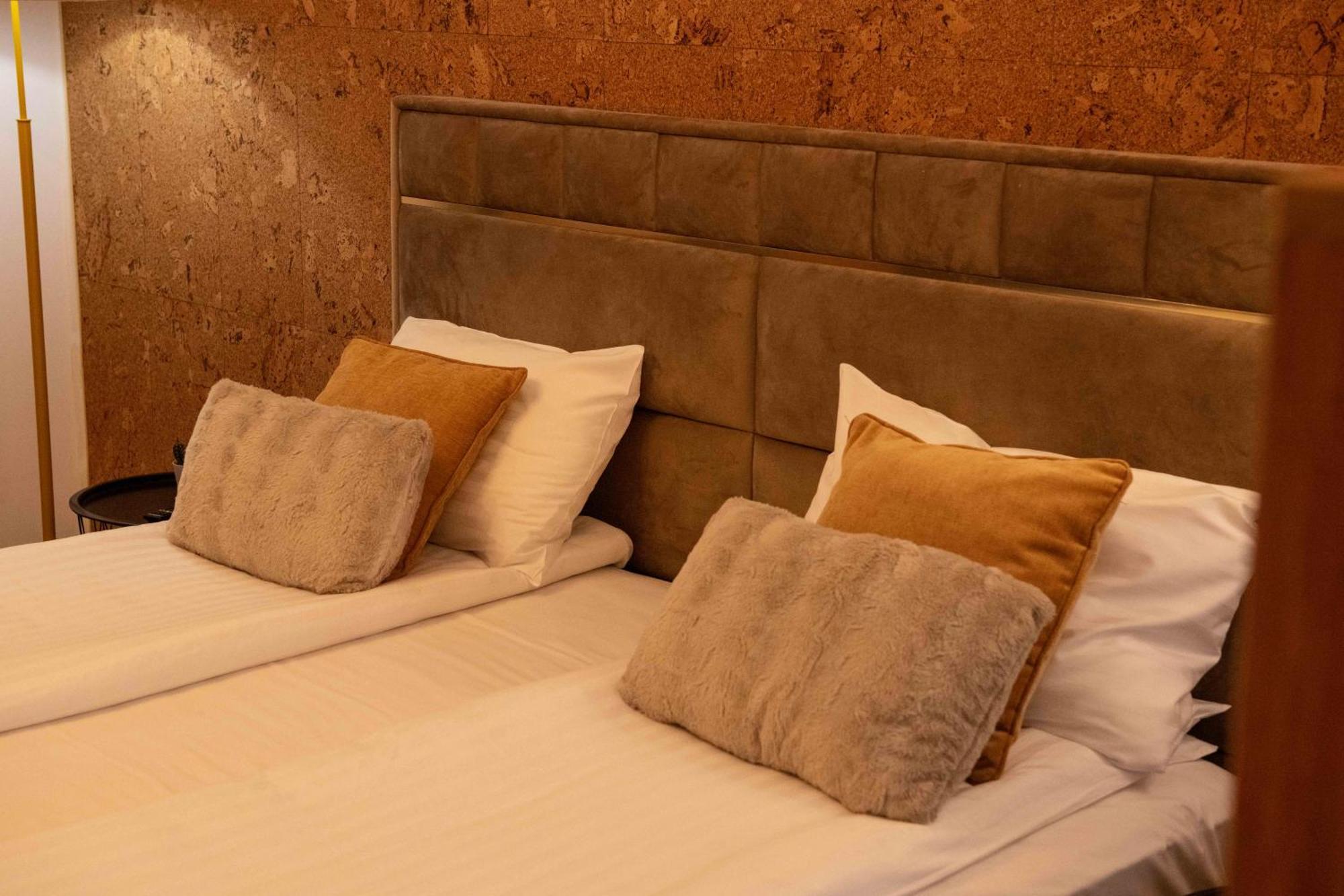 الشقق الفندقية أوتوبينفي  Bucharest Airport Accomodation المظهر الخارجي الصورة