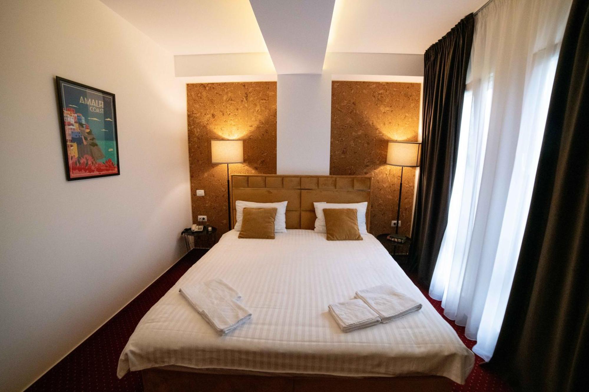 الشقق الفندقية أوتوبينفي  Bucharest Airport Accomodation المظهر الخارجي الصورة