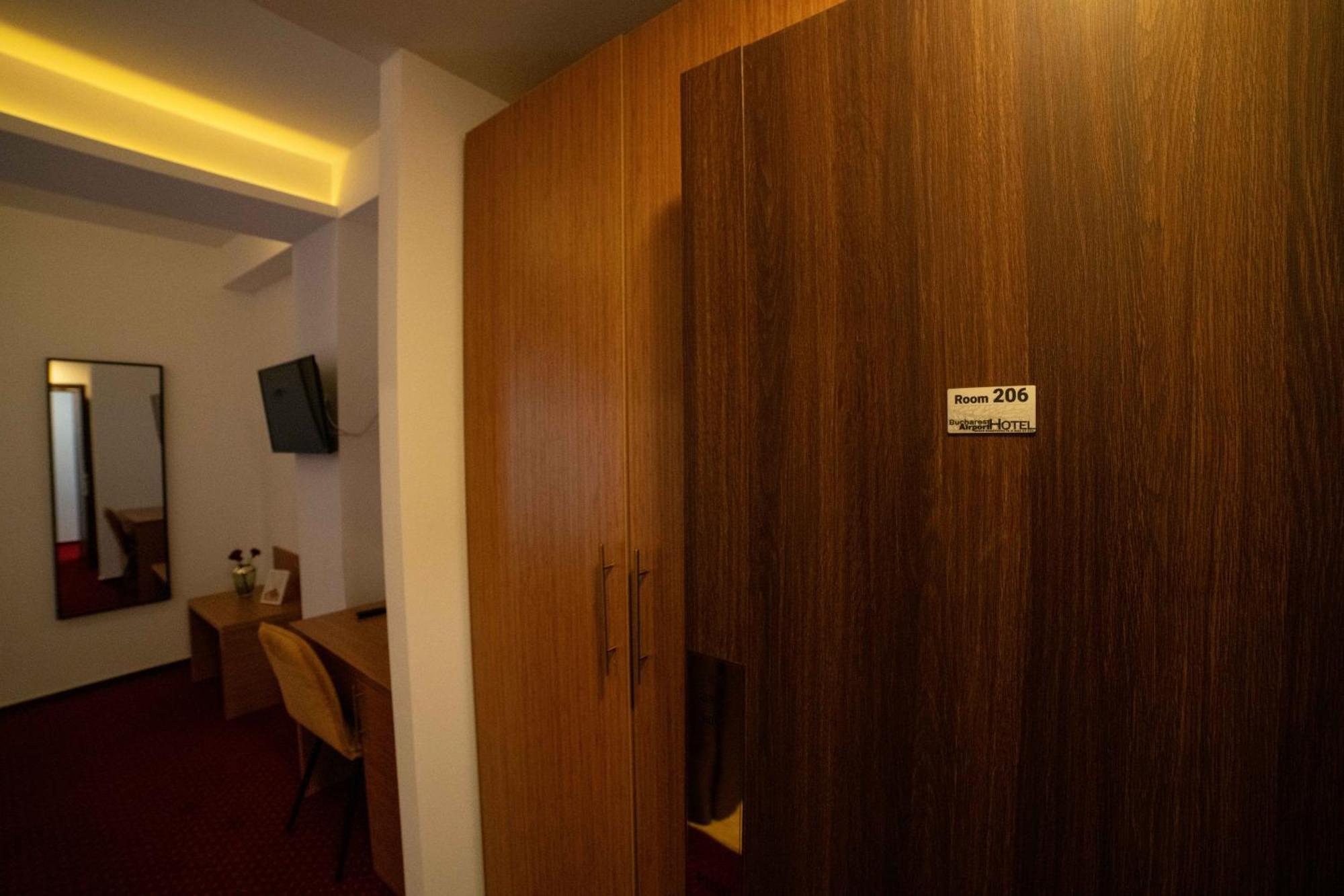 الشقق الفندقية أوتوبينفي  Bucharest Airport Accomodation المظهر الخارجي الصورة