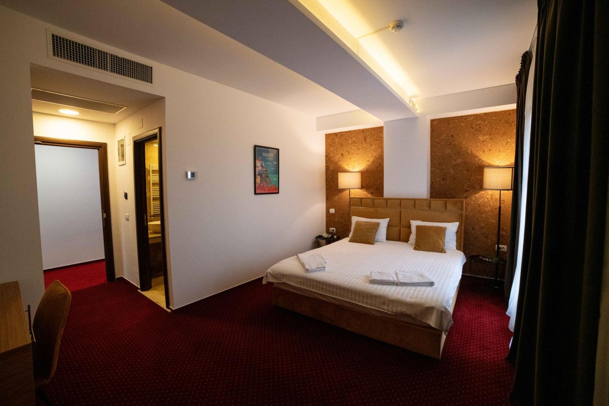 الشقق الفندقية أوتوبينفي  Bucharest Airport Accomodation المظهر الخارجي الصورة